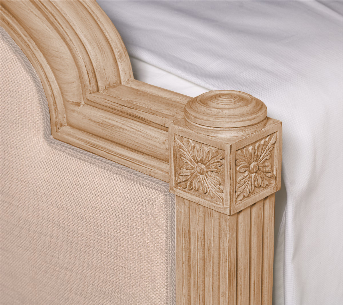 QUEEN ANTIONETTE QUEEN BED