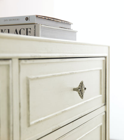 ANASTASIE DRESSER