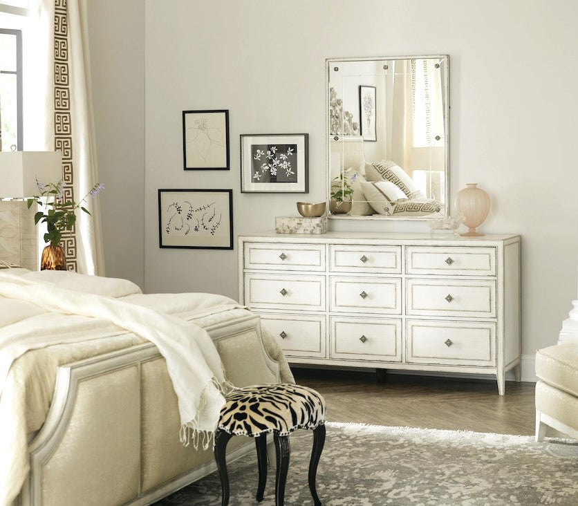 ANASTASIE DRESSER