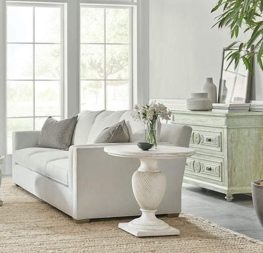 TRADITIONS ROUND SIDE TABLE