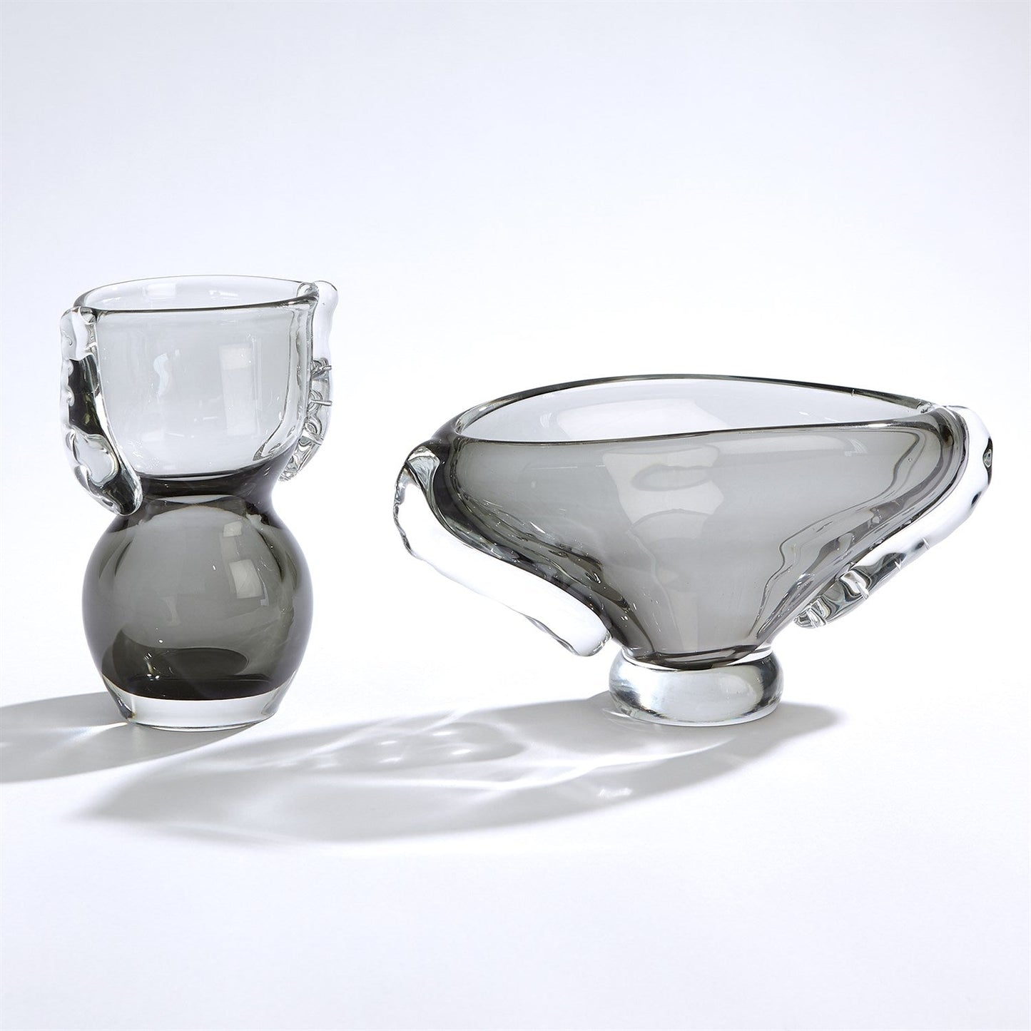 WINGED VASE- GREY