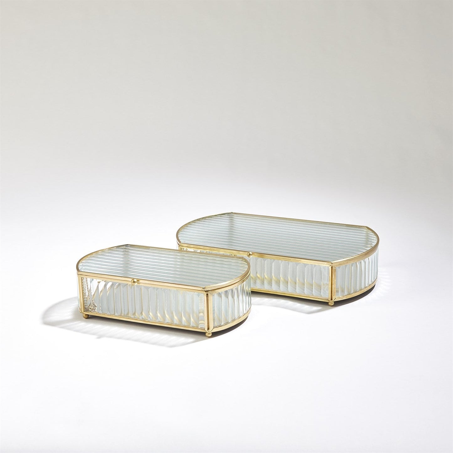 REEDED GLASS BOX OVAL