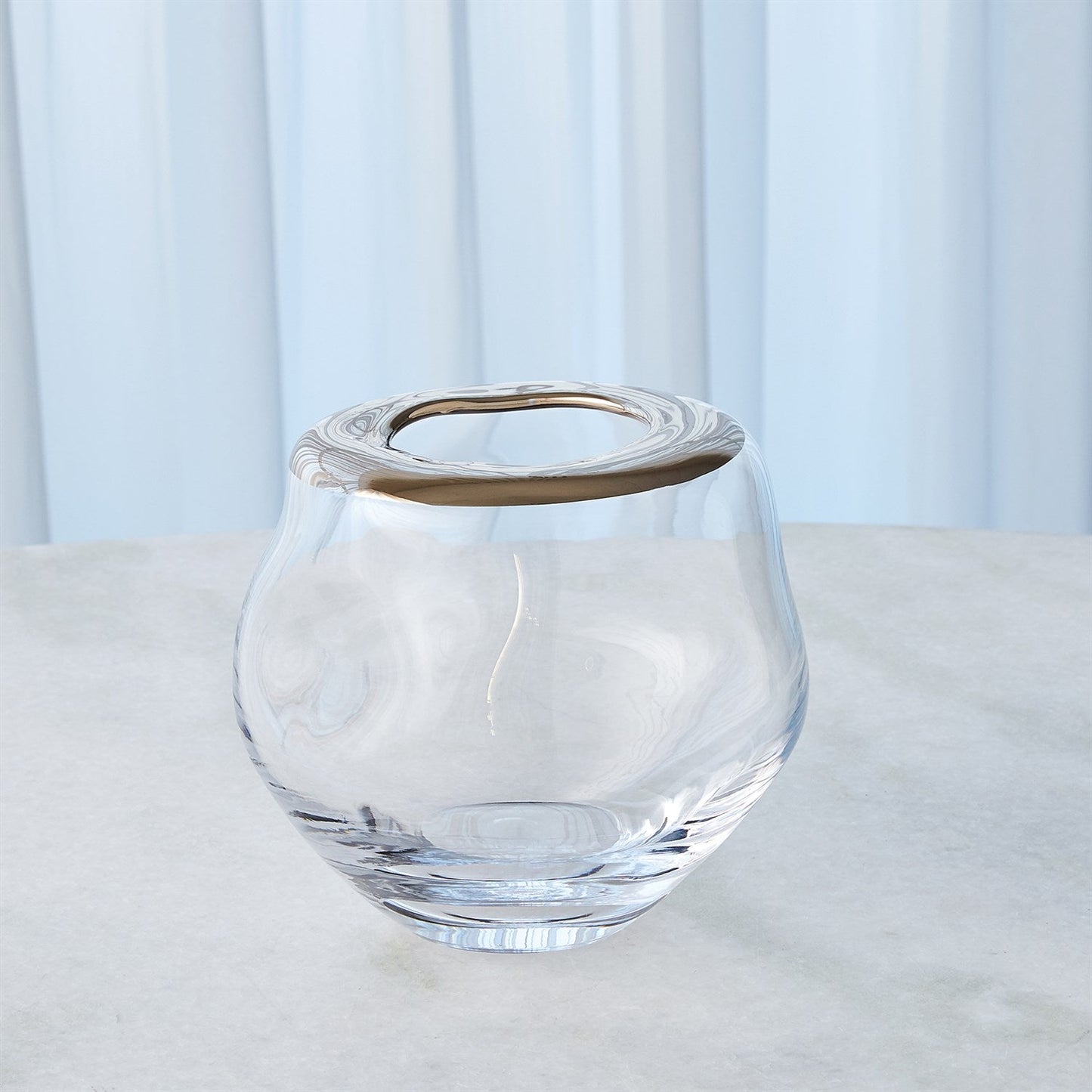 ORGANIC FORMED VASE- SM